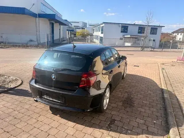 Gebraucht BMW 116 Advantage 122 PS (89 kW) 2009 Schwarz Kleinwagen