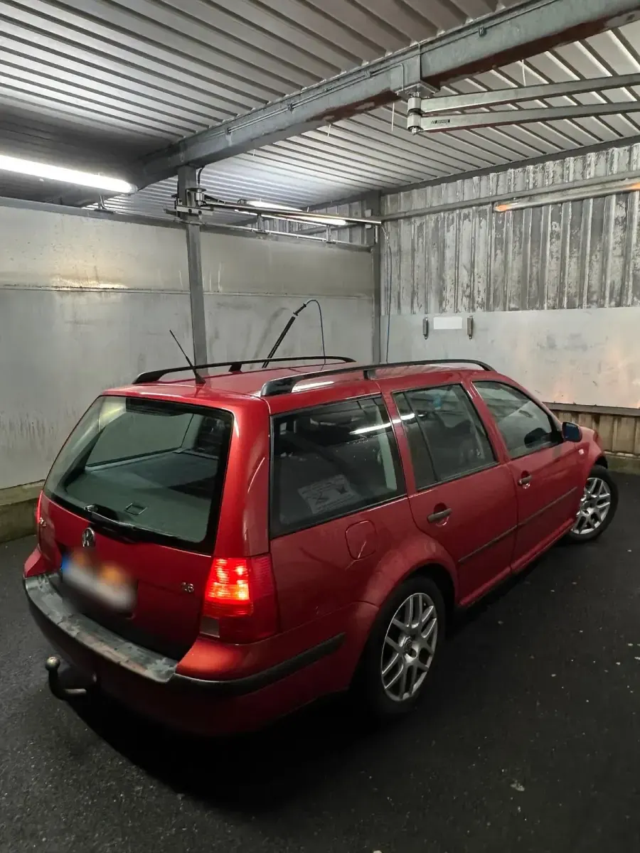 Gebraucht VW Golf IV 105 PS (77 kW) 2001 Rot Kombi