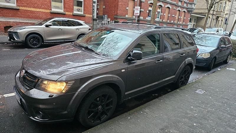 Gebraucht Fiat Freemont 170 PS (125 kW) 2016 Grau SUV