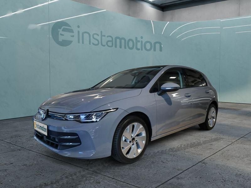 Grau Gebraucht 2025 VW Golf VIII Kleinwagen | 27.599 € (Fairer Preis) - Bild 1/4