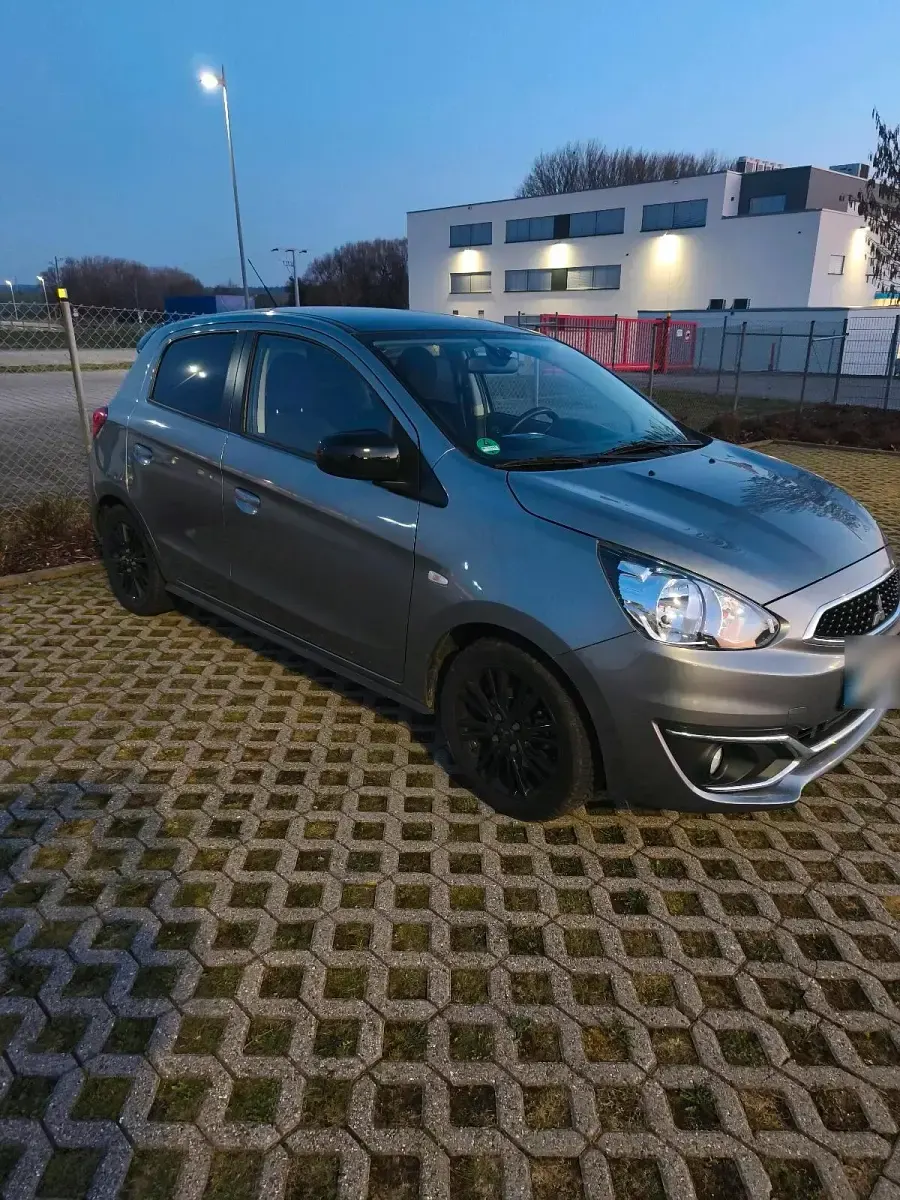 Gebraucht Mitsubishi Space Star 80 PS (58 kW) 2020 Grau Kleinwagen