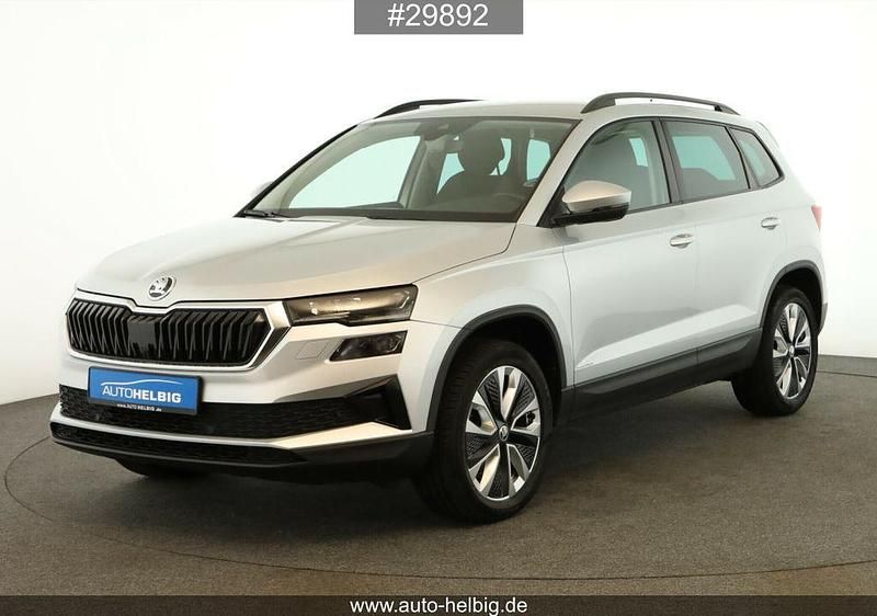 Stribrna brilliant Gebraucht 2022 Skoda Karoq Style SUV | 25.490 € (Guter Preis) - Bild 1/4