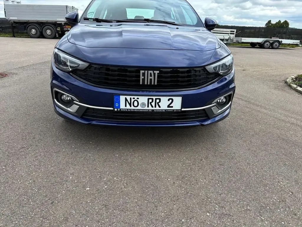 Gebraucht Fiat Tipo Urban 131 PS (96 kW) 2025 Blau Limousine