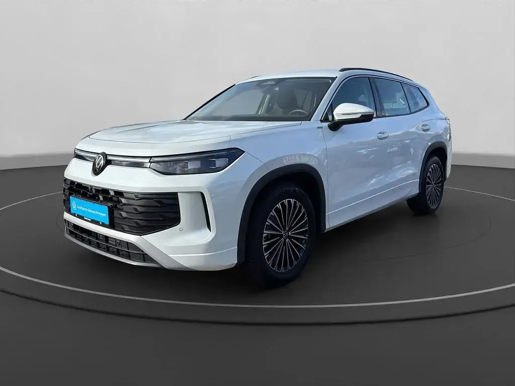 Gebraucht VW Tayron Life 150 PS (110 kW) 2025 Weiß SUV