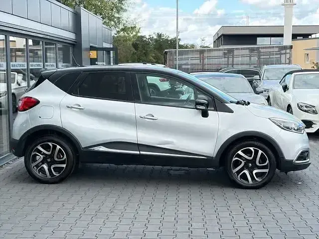 Gebraucht Renault Captur Dynamique 120 PS (88 kW) 2016 Silber SUV