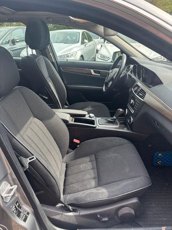 Gebraucht Mercedes C180 156 PS (114 kW) 2012 Silber Kombi