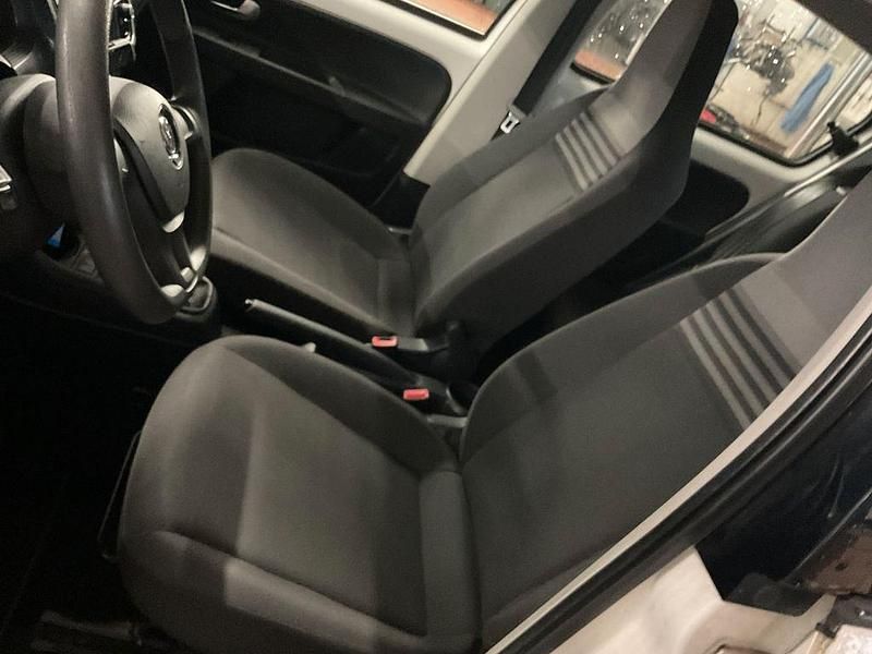 Gebraucht VW up! 60 PS (44 kW) 2016 Weiß Kleinwagen