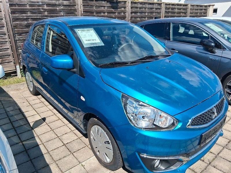 Blau Gebraucht 2020 Mitsubishi Space Star Diamant Edition Kleinwagen | 8.200 € (Guter Preis) - Bild 1/4