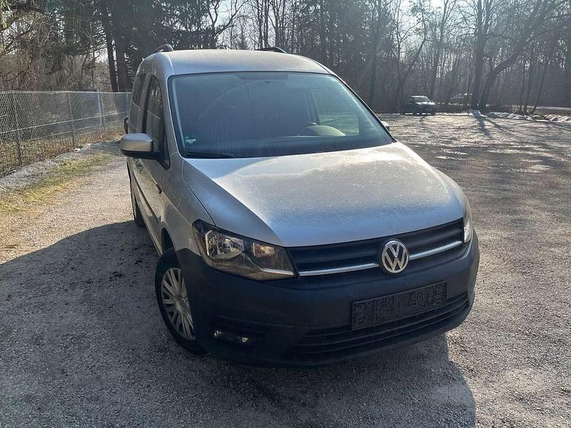 Gebraucht VW Caddy 102 PS (75 kW) 2017 Silber Van / Kleinbus