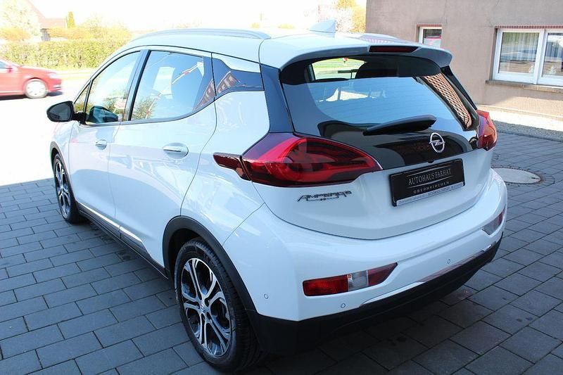 Second-hand Opel Ampera Ultimate 150 kW (204 CP) 2020 Alb Hatchback