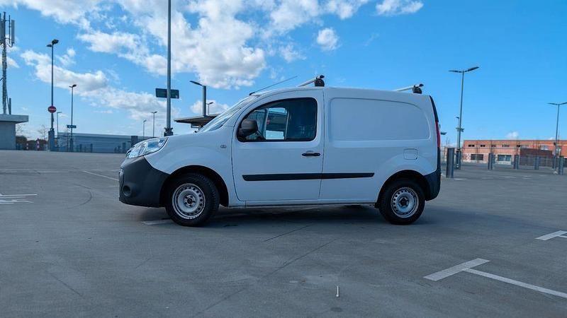 Gebraucht Renault Kangoo Experience 90 PS (66 kW) 2017 Weiß Van / Kleinbus
