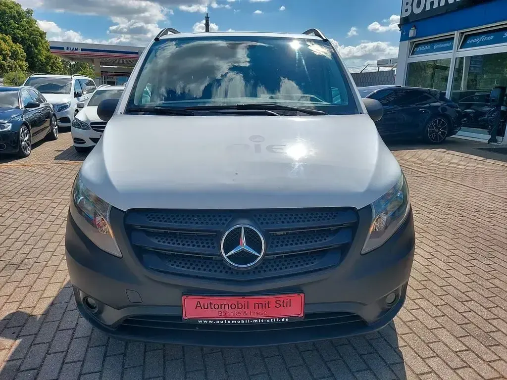 Gebraucht Mercedes Vito 163 PS (119 kW) 2015 Weiß Van