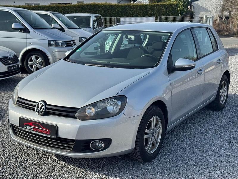 Gebraucht VW Golf VI Trendline 86 PS (63 kW) 2011 Silber Kleinwagen