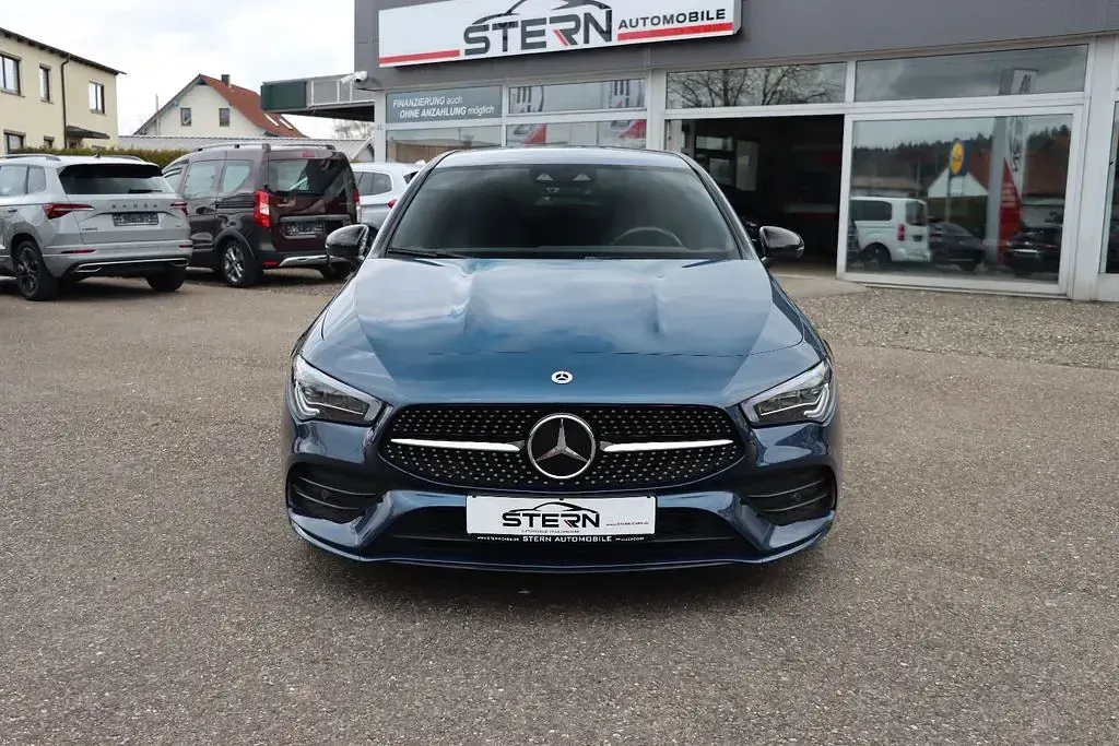 Gebraucht Mercedes CLA220 AMG line 190 PS (139 kW) 2023 Denimblau Limousine