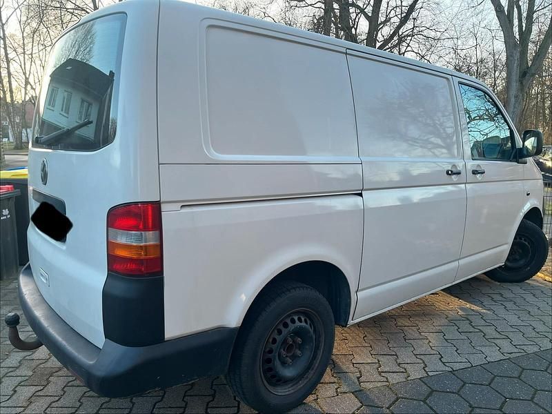 Weiß Gebraucht 2006 VW Transporter Van | 6.000 € (Guter Preis) - Bild 1/2