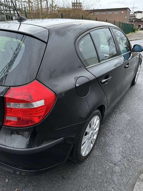 Schwarz Gebraucht 2008 BMW 116 Kleinwagen | 2.950 € (Guter Preis) - Bild 1/4