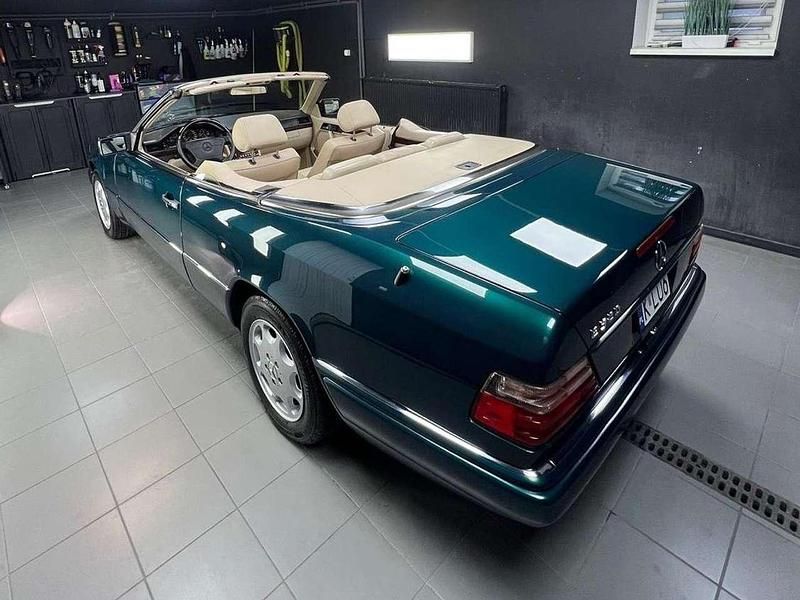 Gebraucht Mercedes 320 220 PS (161 kW) 1995 Grün Cabrio