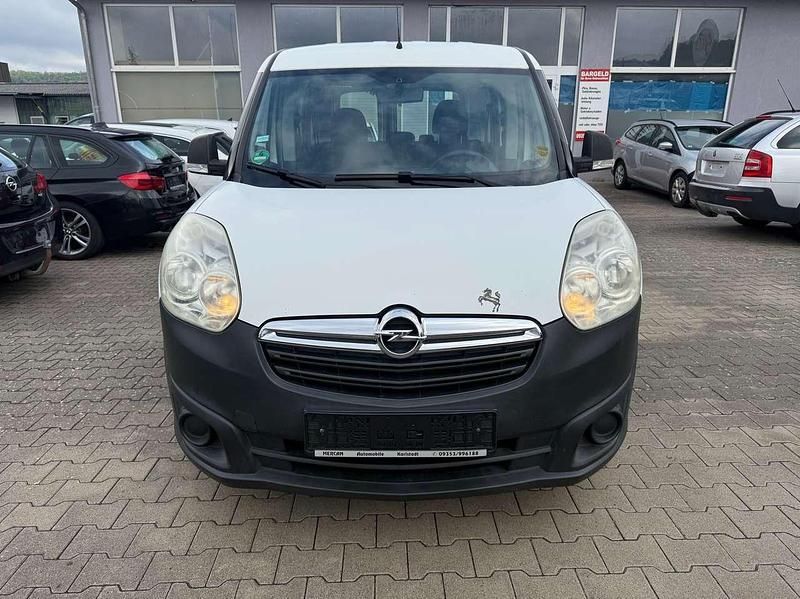 Weiß Gebraucht 2012 Opel Combo Van / Kleinbus | 4.390 € (Fairer Preis) - Bild 1/4