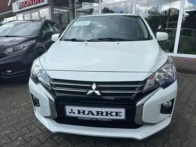 Gebraucht Mitsubishi Space Star Select+ 115 PS (84 kW) 2023 Island weiß Kleinwagen