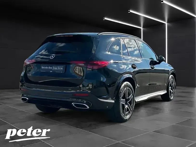 Gebraucht Mercedes GLC220 AMG 197 PS (144 kW) 2024 Unilack schwarz SUV
