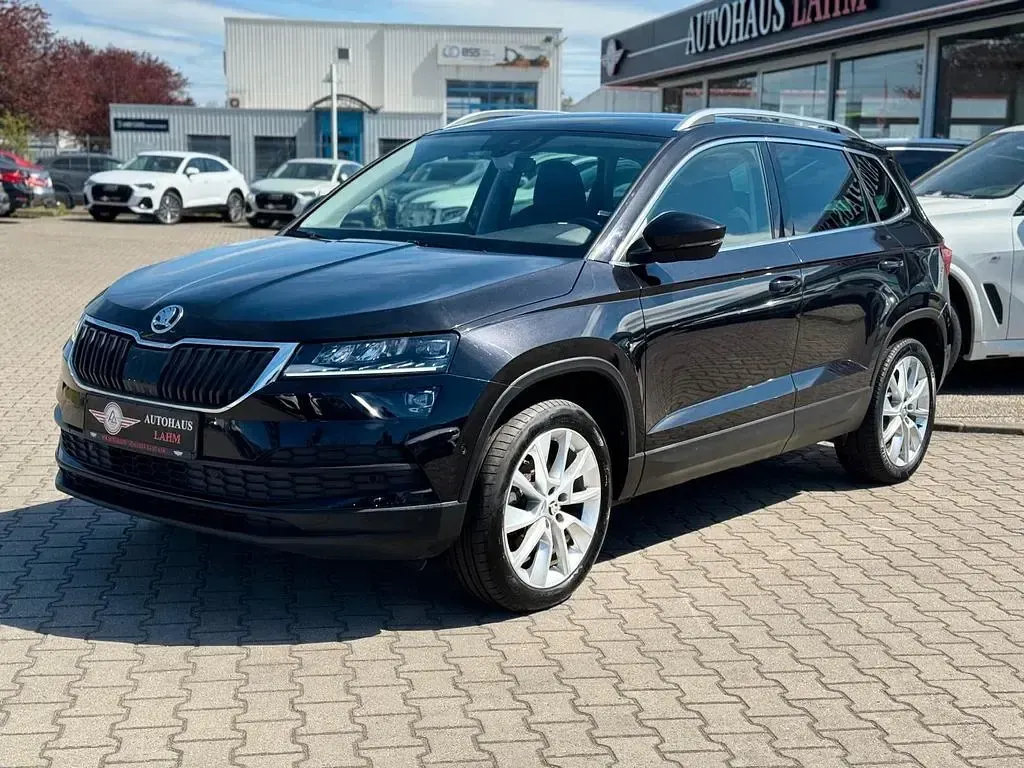 Gebraucht Skoda Karoq Ambiente 116 PS (85 kW) 2021 Schwarzmagic perleffekt SUV