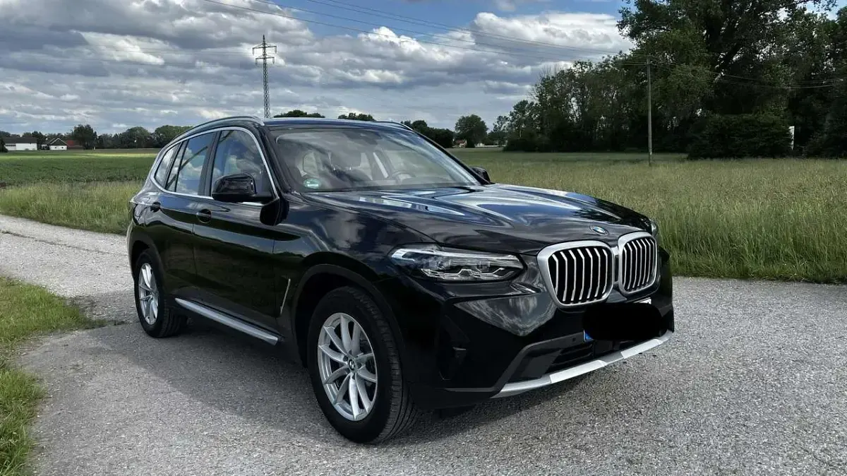 Gebraucht BMW X3 184 PS (135 kW) 2024 Schwarz SUV