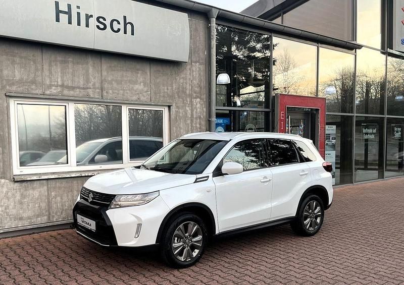 Neu Suzuki Vitara Comfort 110 PS (80 kW) 2026 Weiß SUV