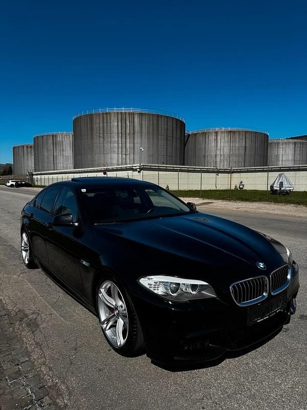 Second-hand BMW 525 204 CP (150 kW) 2011 Negru Berlinǎ