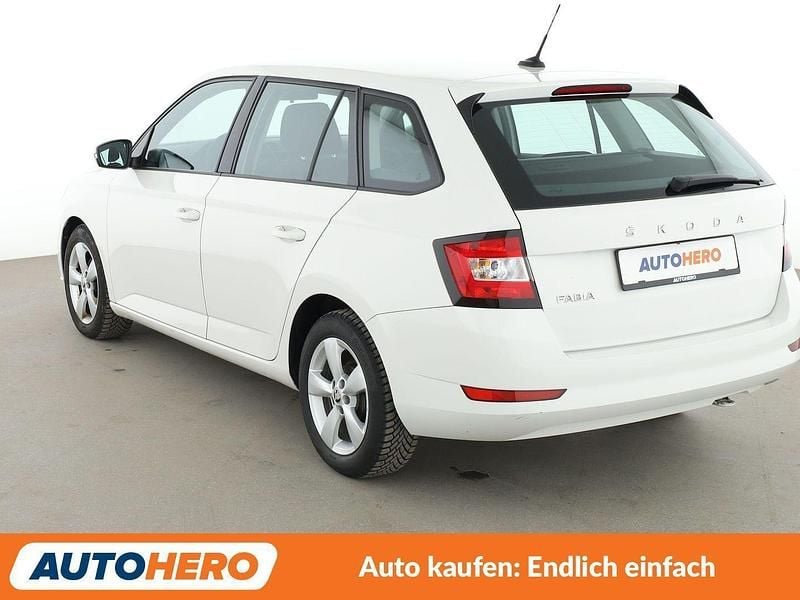 Gebraucht Skoda Fabia Active 60 PS (44 kW) 2021 Weiß Kombi