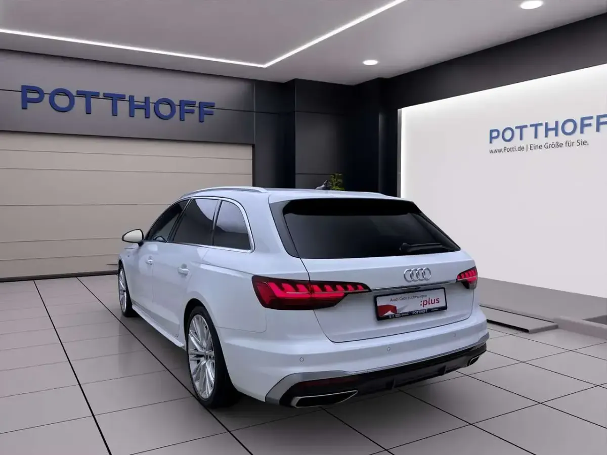 Gebraucht Audi A4 S-Line 163 PS (119 kW) 2023 Weiss Kombi