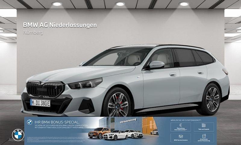 Grau Gebraucht 2024 BMW i5 M Sport Limousine | 63.095 € - Bild 1/3