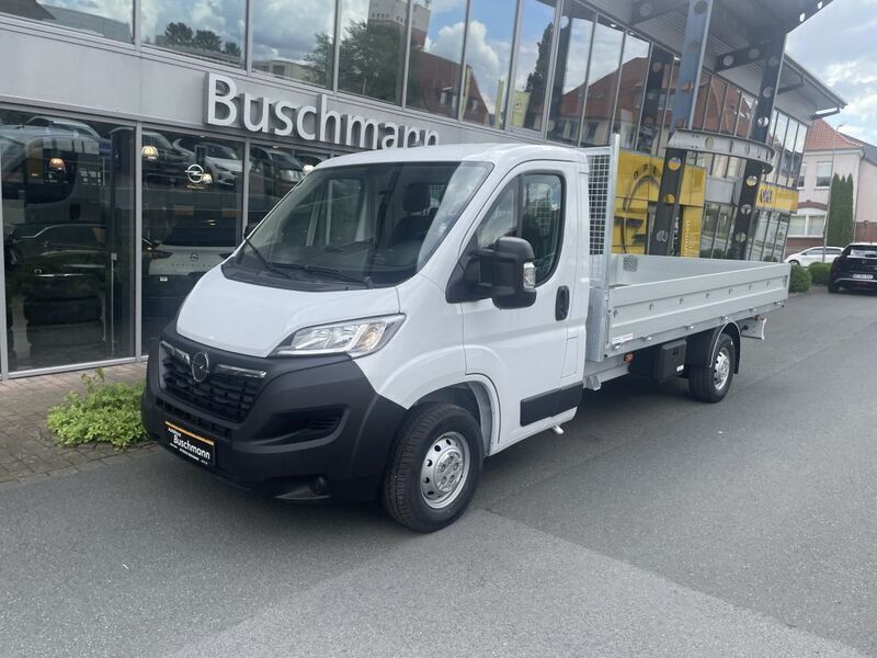 Weiß Gebraucht 2023 Opel Movano Van | 35.870 € - Bild 1/4