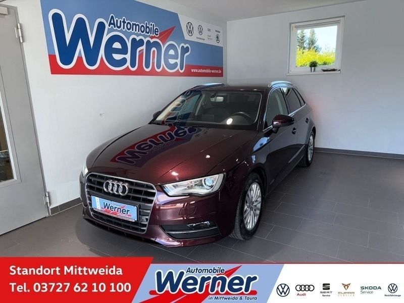 Rot Gebraucht 2015 Audi A3 Sportback Ambiente Limousine | 16.380 € (Fairer Preis) - Bild 1/4