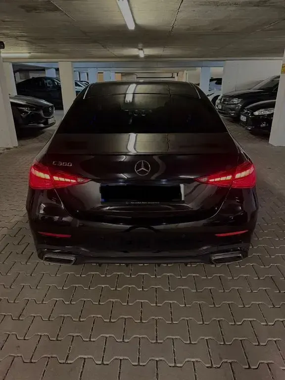 Gebraucht Mercedes 300 351 PS (258 kW) 2022 Schwarz Limousine