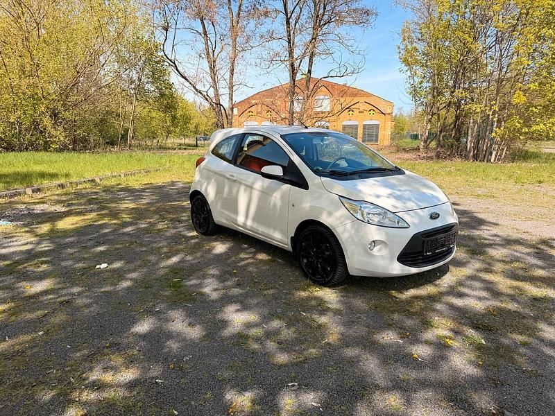 Używany Ford Ka Titanium 69 KM (50 kW) 2009 Biały Hatchback