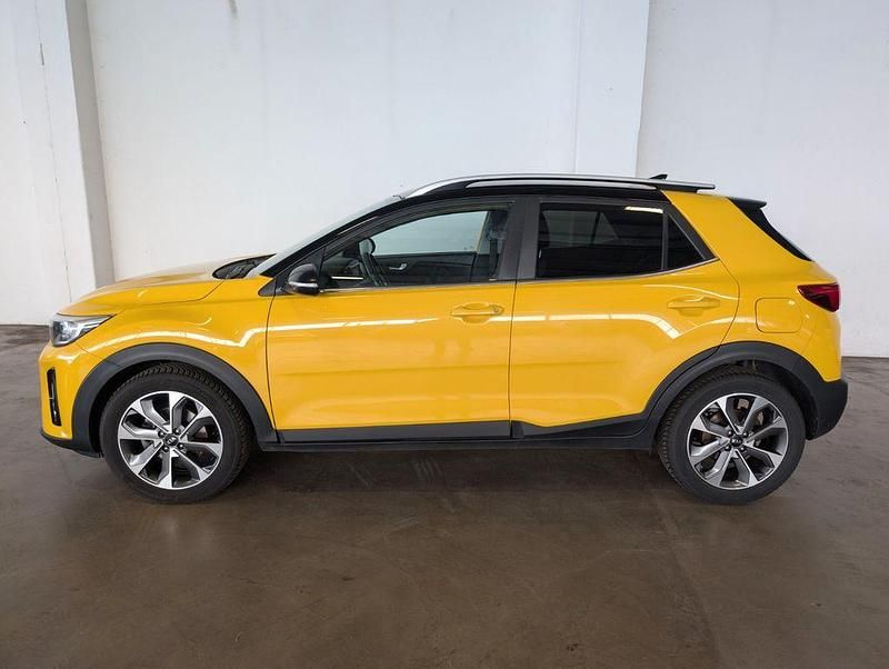 Gebraucht Kia Stonic Spirit 120 PS (88 kW) 2019 Gelb SUV