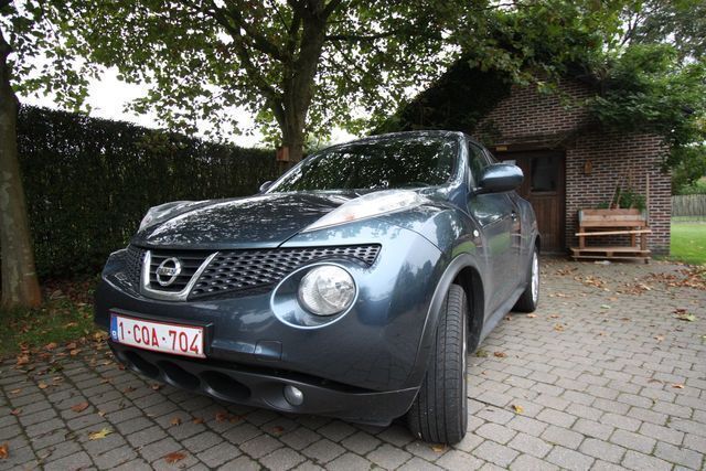 Gebraucht Nissan Juke Tekna 190 PS (139 kW) 2012 Blau metallic SUV