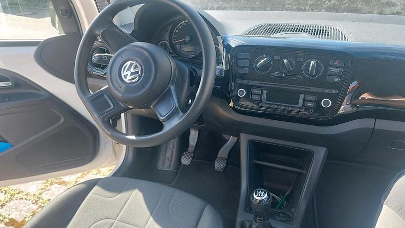 Gebraucht VW up! 60 PS (44 kW) 2013 Weiß Kleinwagen