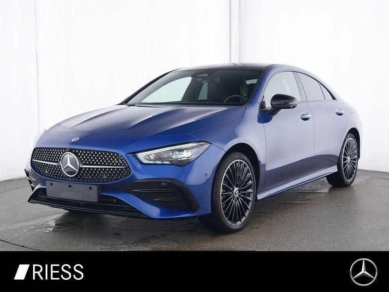 Blau Gebraucht 2024 Mercedes CLA250e AMG Limousine | 41.440 € (Etwas zu teuer) - Bild 1/4