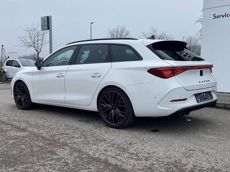Gebraucht Cupra Leon VZ 310 PS (228 kW) 2022 Weiß Limousine