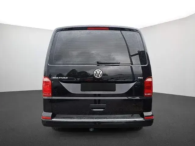 Gebraucht VW Multivan Trendline 150 PS (110 kW) 2018 Schwarz Van / Kleinbus