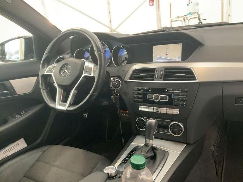Gebraucht Mercedes C250 204 PS (150 kW) 2012 Schwarz Coupé