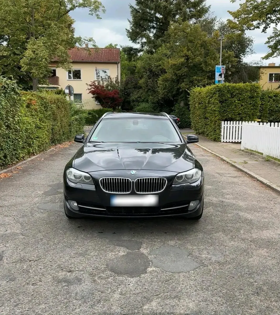 Gebraucht BMW 520 Comfort Edition 184 PS (135 kW) 2012 Schwarz Kombi