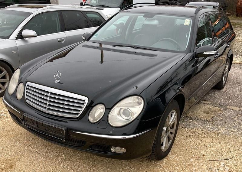 Usata Mercedes E320 204 CV (150 kW) 2004 Nero Station wagon