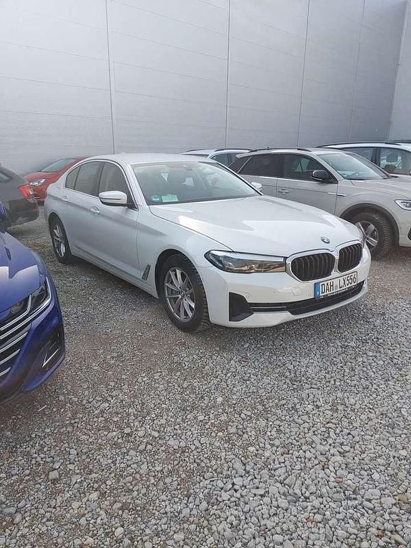 Gebraucht BMW 530 286 PS (210 kW) 2021 Weiß Limousine