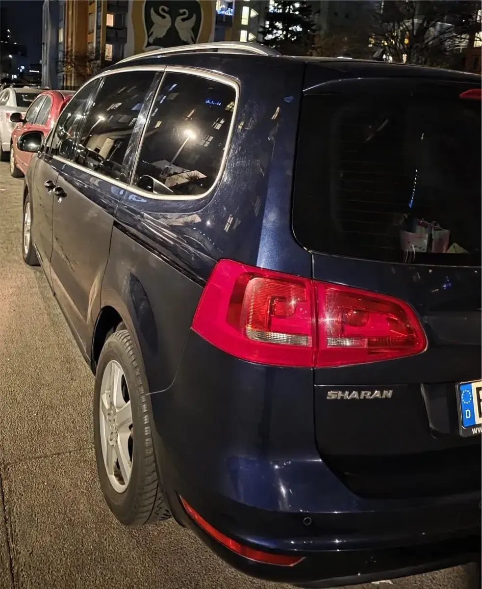 Gebraucht VW Sharan 140 PS (102 kW) 2013 Blau Van / Kleinbus