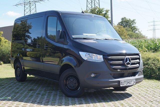 Gebraucht Mercedes Sprinter 150 PS (110 kW) 2023 Schwarz Van