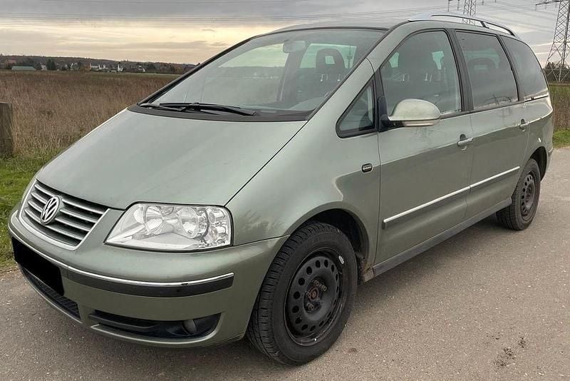 Grün Gebraucht 2004 VW Sharan Goal Van / Kleinbus | 2.500 € (Guter Preis) - Bild 1/4