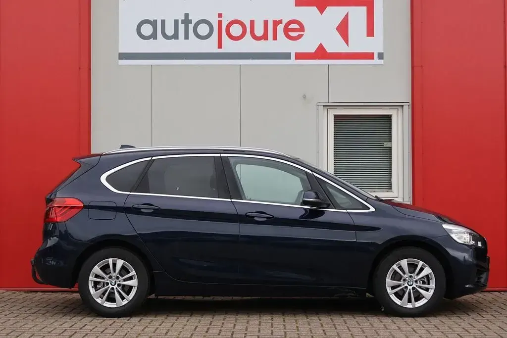 Gebraucht BMW 214 97 PS (71 kW) 2016 Blau Kombi