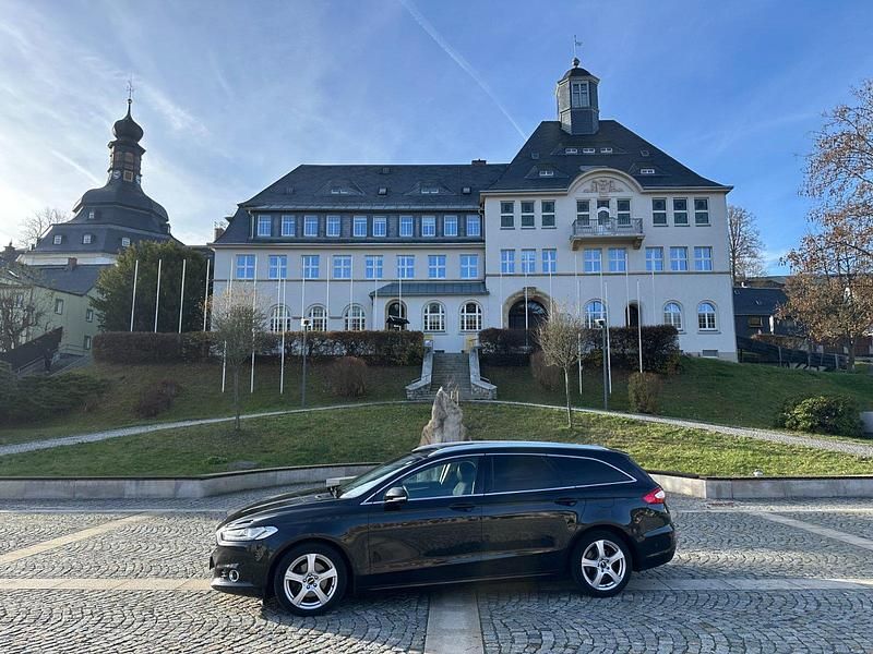 Schwarz Gebraucht 2015 Ford Mondeo Titanium Kombi | 9.499 € (Fairer Preis) - Bild 1/4